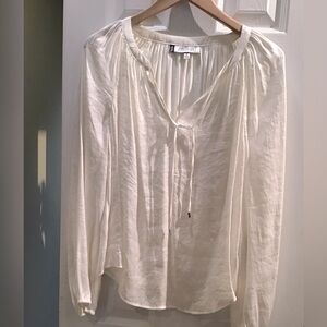 Jennifer Lopez long sleeve blouse
